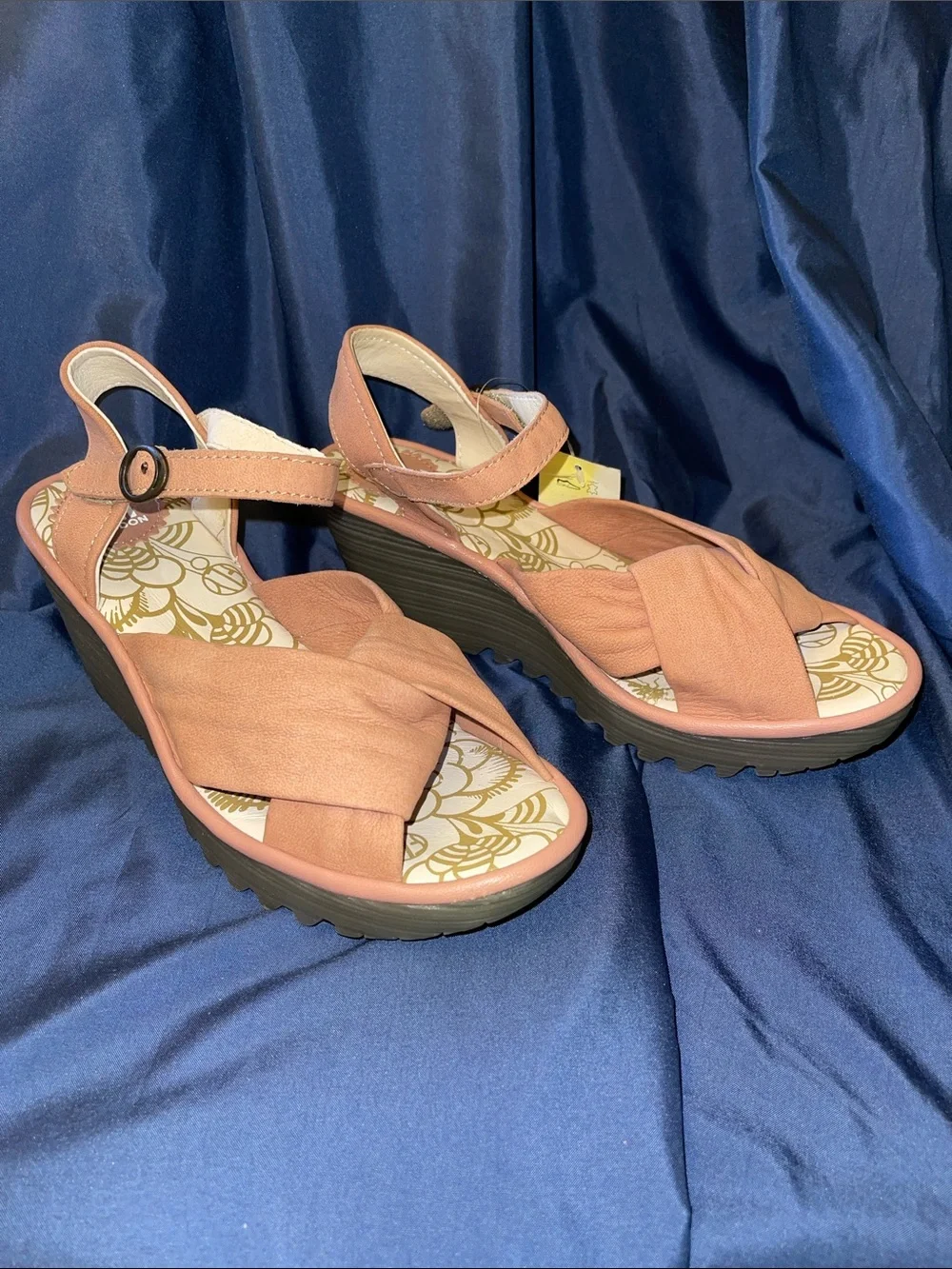 FLY London Women's Rose Crisscross Leather Wedge Sandals